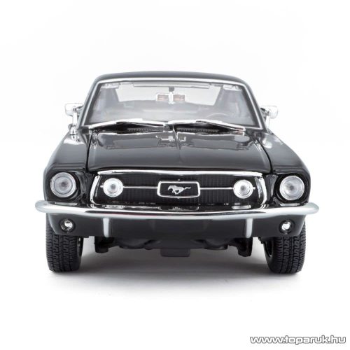 Bburago Ford Mustang GTA Fastback Premium Edition részletgazdag fém modell játék autó, fekete, 1:18 méretarányú