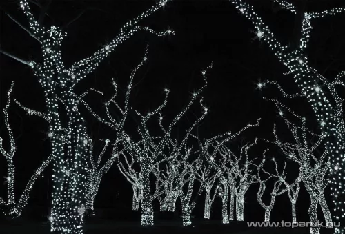 Design Dekor KDK 212 Kültéri toldható 100 LED-es jégszikrázó fényfüzér, 10 méter hosszú, hideg fehér fényű világítással, hideg fehéren csillanó LED-del