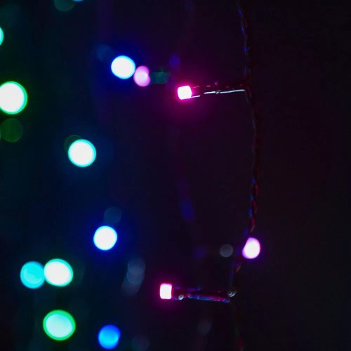 DekorTrend KBT 320 HEYLIGHT Kültéri okos fényfüggöny, 200 db RGB színes LED-del, fekete kábellel, Bluetooth vezérléssel, 90 x 200 cm (IP44)