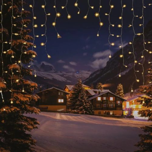 DekorTrend KDB 003 Kültéri ÁRKÁD Boltíves LED fényfüggöny átlátszó kábellel, 220 db MELEG FEHÉR LED-del, 200 x 200 cm