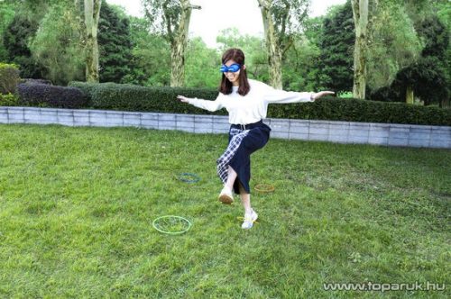 Fejjel lefelé kihívás - játék a szabadban társasjáték