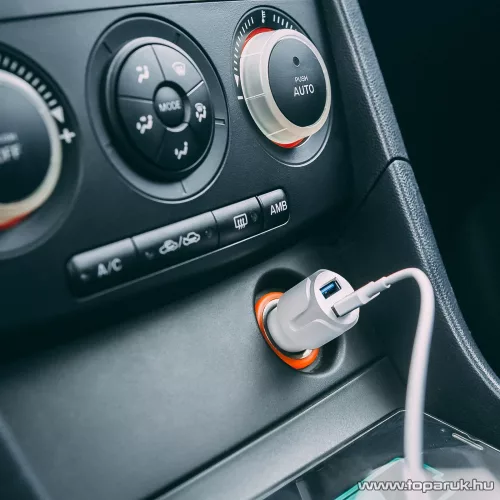 M.N.C Autós szivargyújtó adapter, 2 x USB aljzattal, fehér (54931WH)
