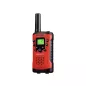 Két darab piros Bresser Junior walkie-talkie adó-vevő készülék a gyári színes kartondobozos csomagolásuk mellett.
