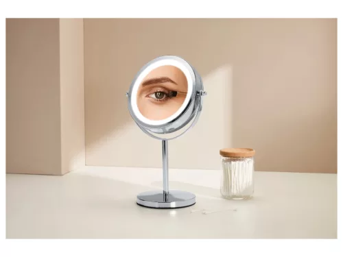 Cien BEAUTY CHROME LED-es asztali álló kozmetikai tükör fényerőszabályzós érintő kapcsolóval és memória funkcióval, 360 fokban átfordítható tükörlappal (13 cm) 5x nagyítással