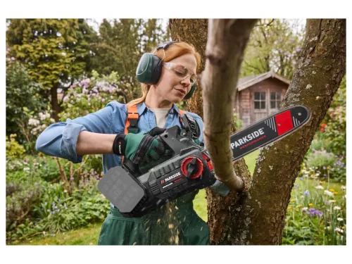 ParkSide Performance PPAKS 40-Li B2 SOLO Akkumulátoros faápoló láncfűrész, 40 V, 28,5 cm, 16 m/s (akku és töltő nélkül)