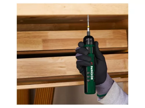 Parkside PASS 4 A1 Akkus csavarozó készlet bitkészlettel együtt, 4 V / 1,5 Ah