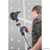 (BONTOTT / 811557) Scheppach DS 920 Falcsiszoló és mennyezetcsiszoló zsiráf alumínium teleszkópos nyéllel, 710 W + 30 db-os csiszoló készlet