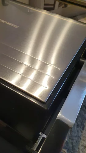 (ESZTÉTIKAI SÉRÜLT / K871758) SilverCrest SKGE 2000 D3 INOX Asztali elektromos kontaktgrill, kivehető ILAG bevonatú sütőlapokkal, 2000W