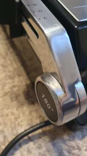 (ESZTÉTIKAI SÉRÜLT / K871758) SilverCrest SKGE 2000 D3 INOX Asztali elektromos kontaktgrill, kivehető ILAG bevonatú sütőlapokkal, 2000W