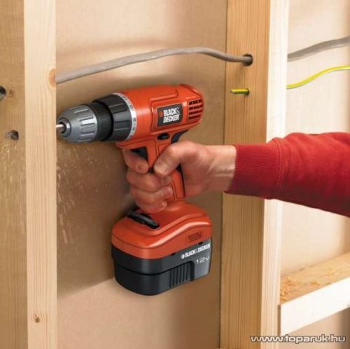 Black & Decker EPC12CA Akkumulátoros fúró-csavarozó