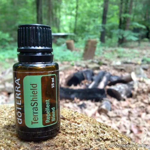 doTERRA TerraShield esszenciális olaj keverék, kültéri illóolaj, 15 ml