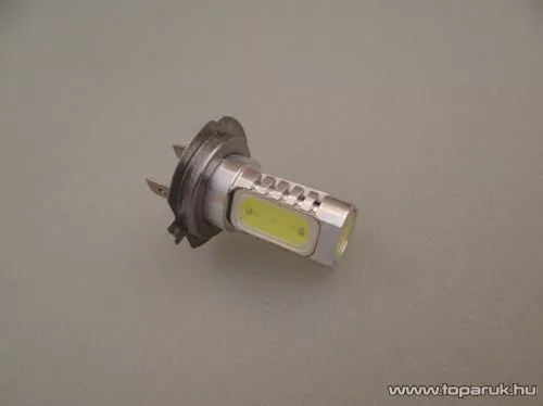 H7-es izzó foglalat helyére való, 4 db 3 Chip-es LED, 360 fokban világító, jégfehér (LD01-HF)