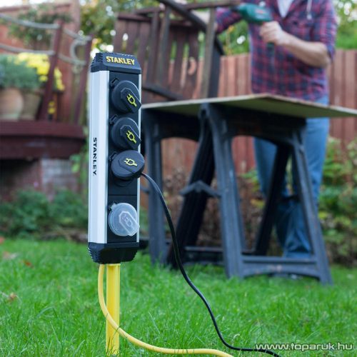 STANLEY SXECCC0LAJE Kültéri, leszúrható, 2-es elosztó kapcsolóval, 5 m kábellel