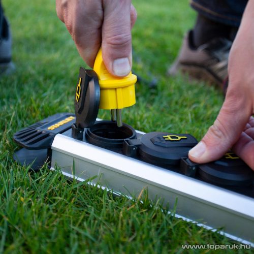 STANLEY SXECCD2LADE Kültéri, 4-es elosztó kapcsolóval, 2 méter kábellel