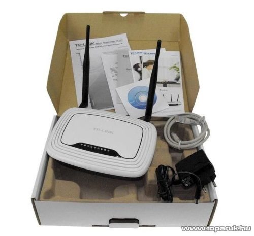 TP-LINK TL-WR841N 300 Mbps Wireless (Wifi) Router, Fix antennás